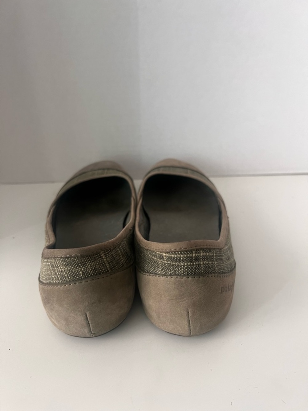 Patagonia Taupe Women's Ballet Flats - Picture 3 of 6